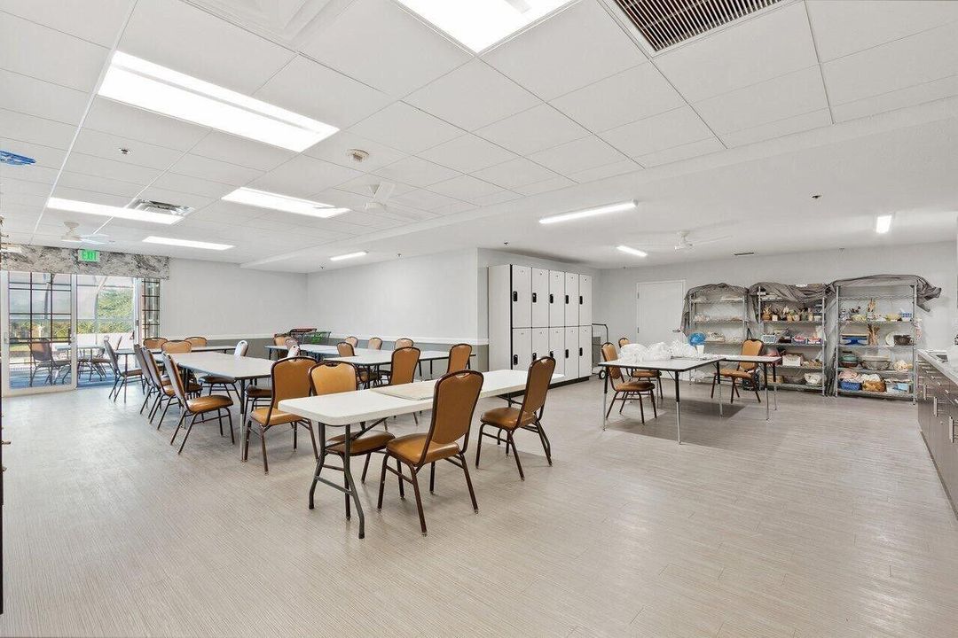 For Sale: $204,999 (3 beds, 2 baths, 1578 Square Feet)