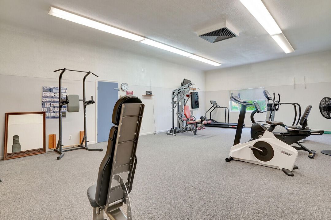 Active With Contract: $149,000 (2 beds, 2 baths, 819 Square Feet)