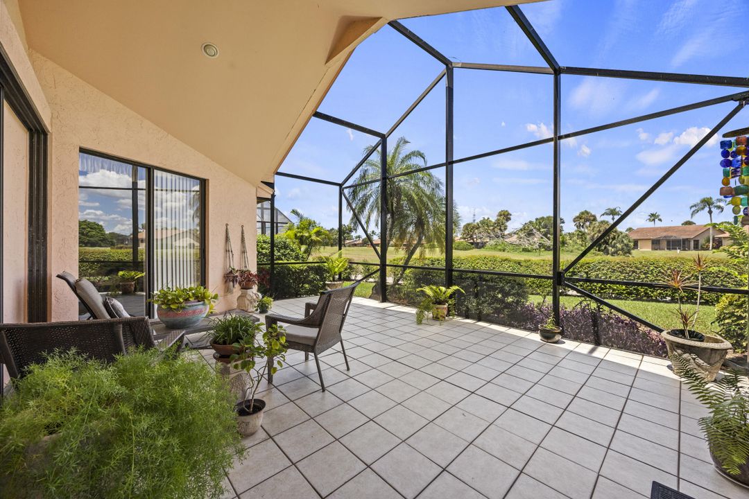 Под контрактом: $374,900 (3 спален, 2 ванн, 1687 Квадратных фут)