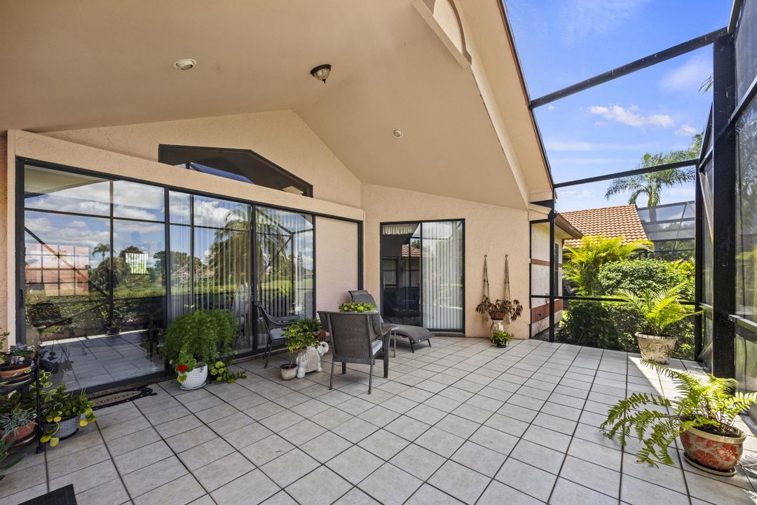 Под контрактом: $374,900 (3 спален, 2 ванн, 1687 Квадратных фут)