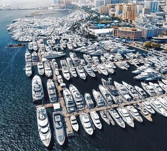 Под контрактом: $5,800 (2 спален, 2 ванн, 1851 Квадратных фут)