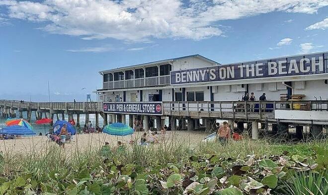 Под контрактом: $5,800 (2 спален, 2 ванн, 1851 Квадратных фут)