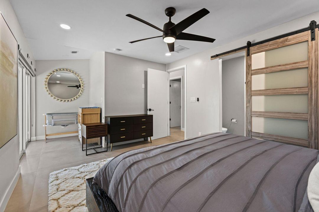 合同活跃: $775,000 (3 贝兹, 2 浴室, 1764 平方英尺)