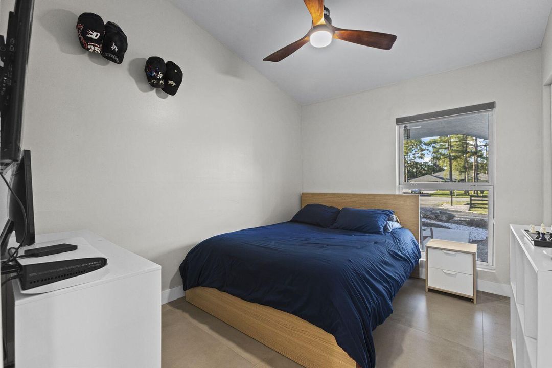 合同活跃: $775,000 (3 贝兹, 2 浴室, 1764 平方英尺)