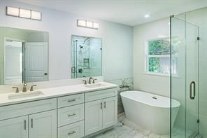 Active With Contract: $375,000 (3 beds, 2 baths, 1610 Square Feet)