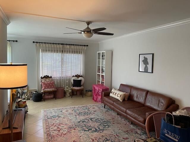 合同活跃: $2,000 (1 贝兹, 1 浴室, 630 平方英尺)