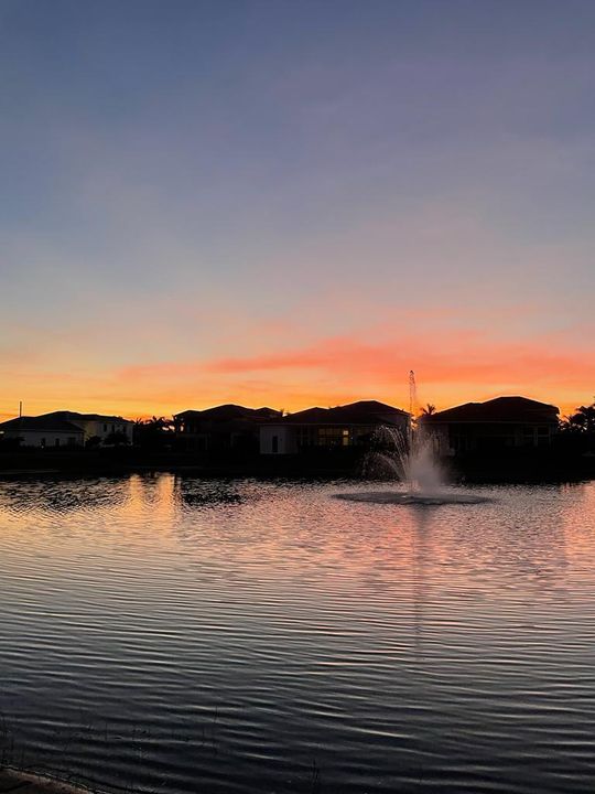 For Rent: $23,000 (5 beds, 5 baths, 4662 Square Feet)