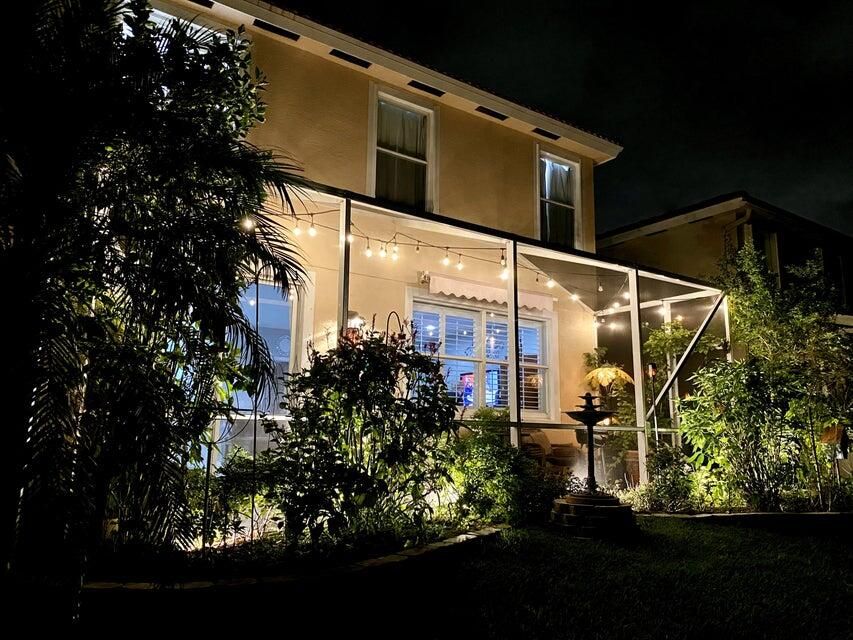 Под контрактом: $514,999 (3 спален, 2 ванн, 1774 Квадратных фут)