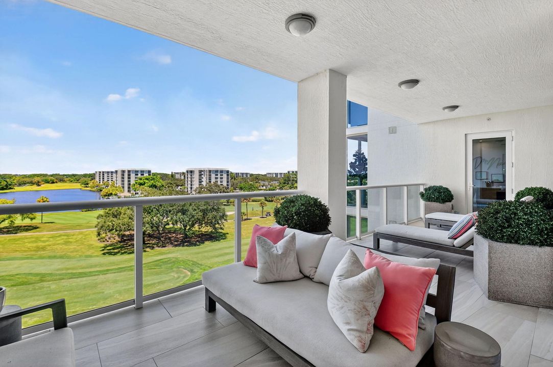 For Sale: $7,995,000 (4 beds, 6 baths, 4096 Square Feet)