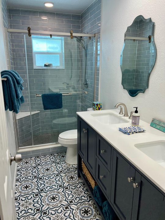 合同活跃: $6,700 (3 贝兹, 2 浴室, 1741 平方英尺)