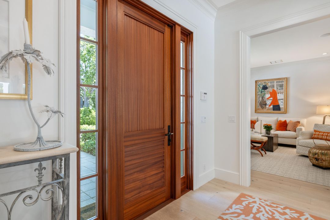 Active With Contract: $2,750,000 (3 beds, 4 baths, 2659 Square Feet)