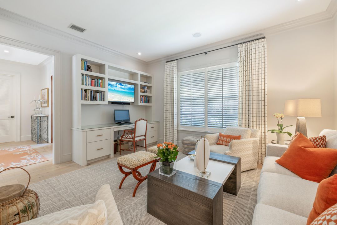 Active With Contract: $2,750,000 (3 beds, 4 baths, 2659 Square Feet)