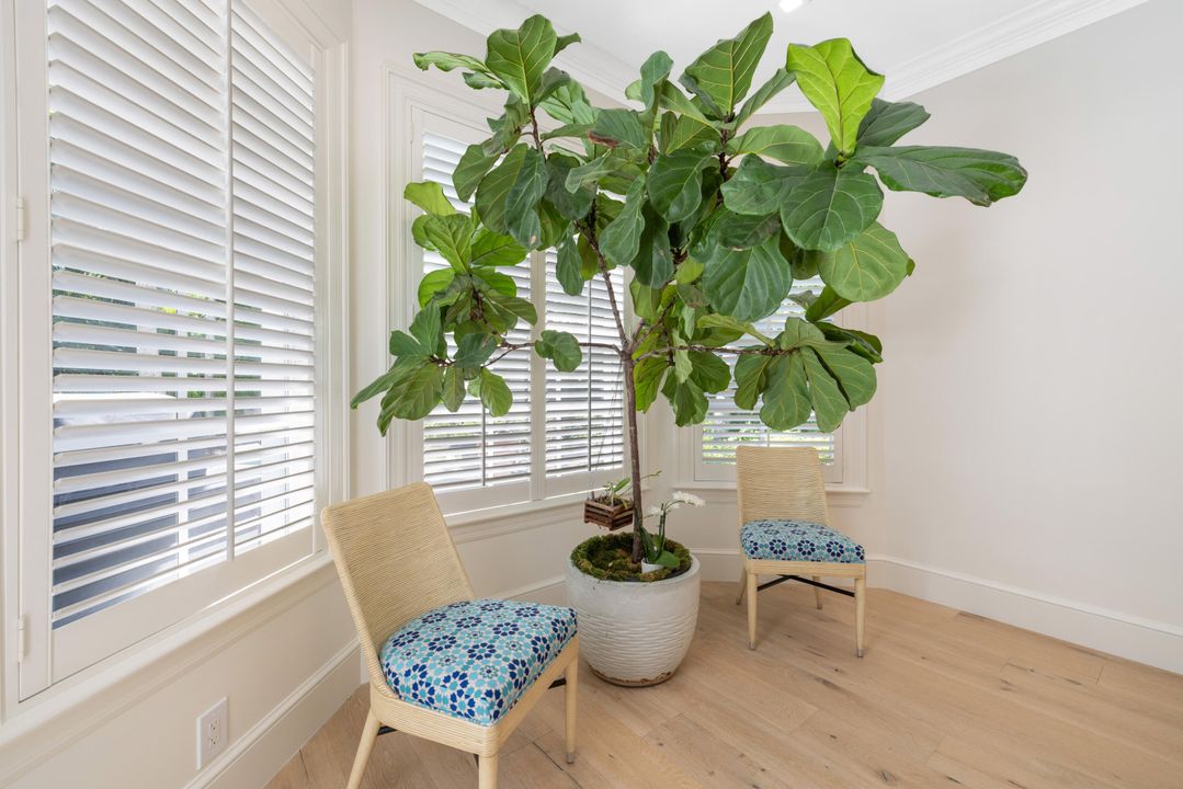 Active With Contract: $2,750,000 (3 beds, 4 baths, 2659 Square Feet)