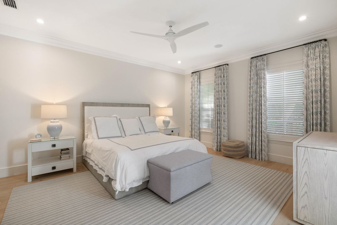 Active With Contract: $2,750,000 (3 beds, 4 baths, 2659 Square Feet)