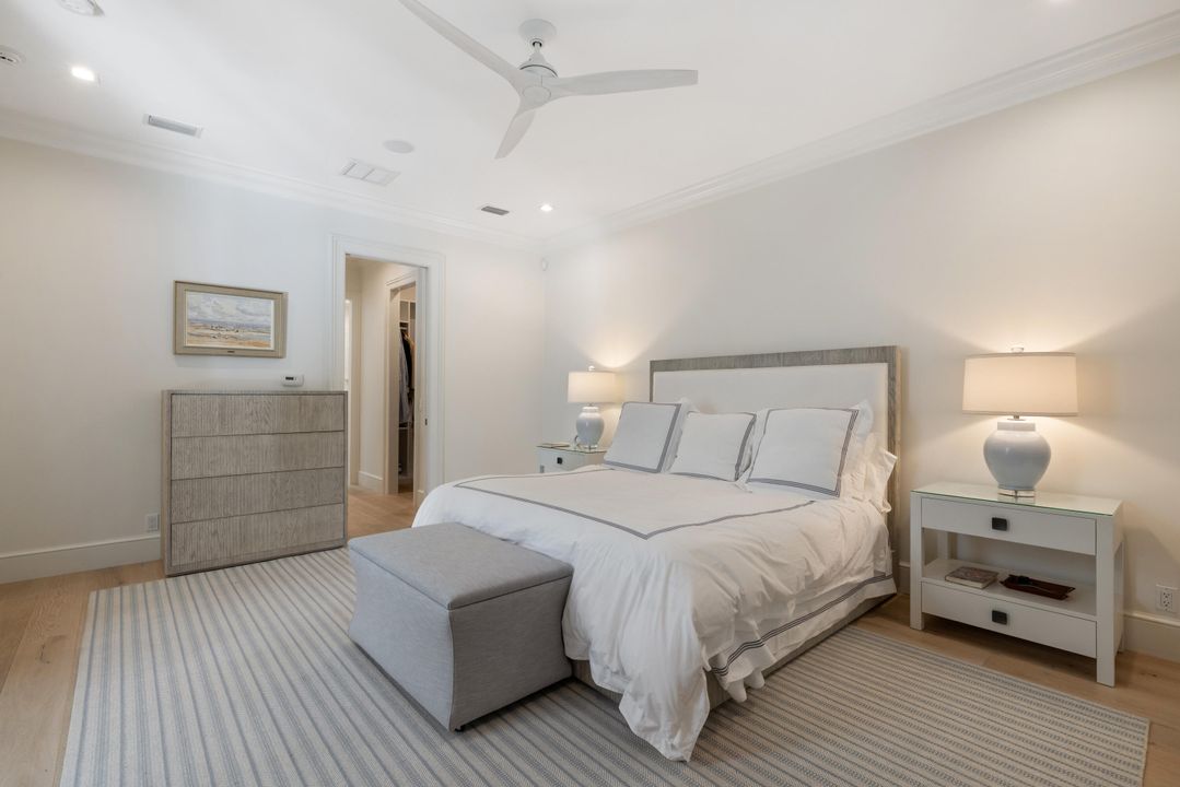 Active With Contract: $2,750,000 (3 beds, 4 baths, 2659 Square Feet)