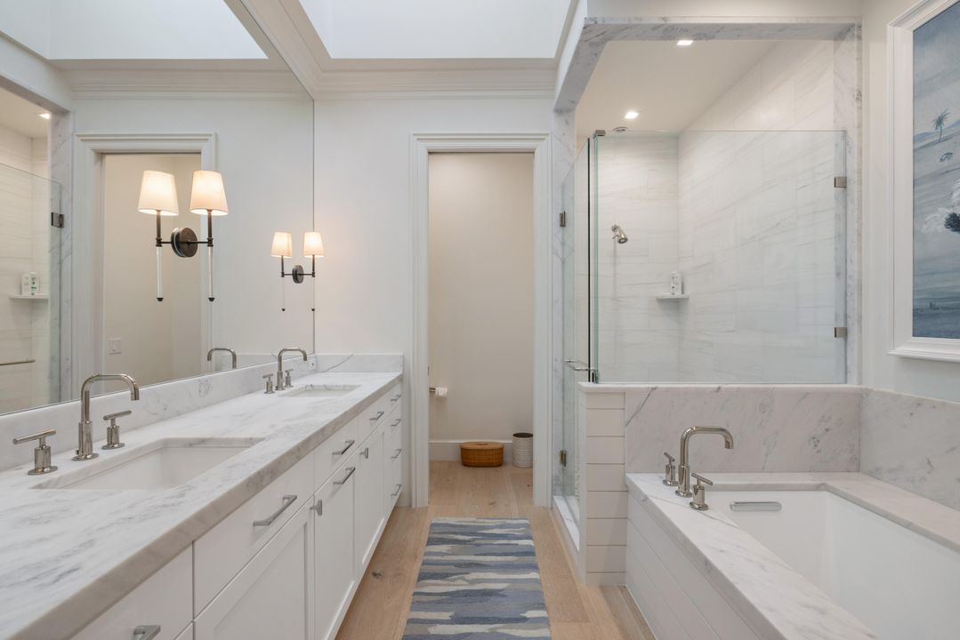 Active With Contract: $2,750,000 (3 beds, 4 baths, 2659 Square Feet)