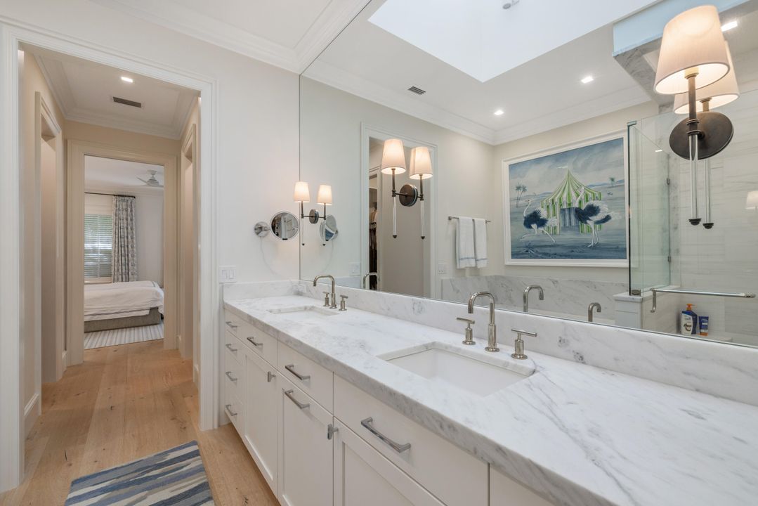 Active With Contract: $2,750,000 (3 beds, 4 baths, 2659 Square Feet)