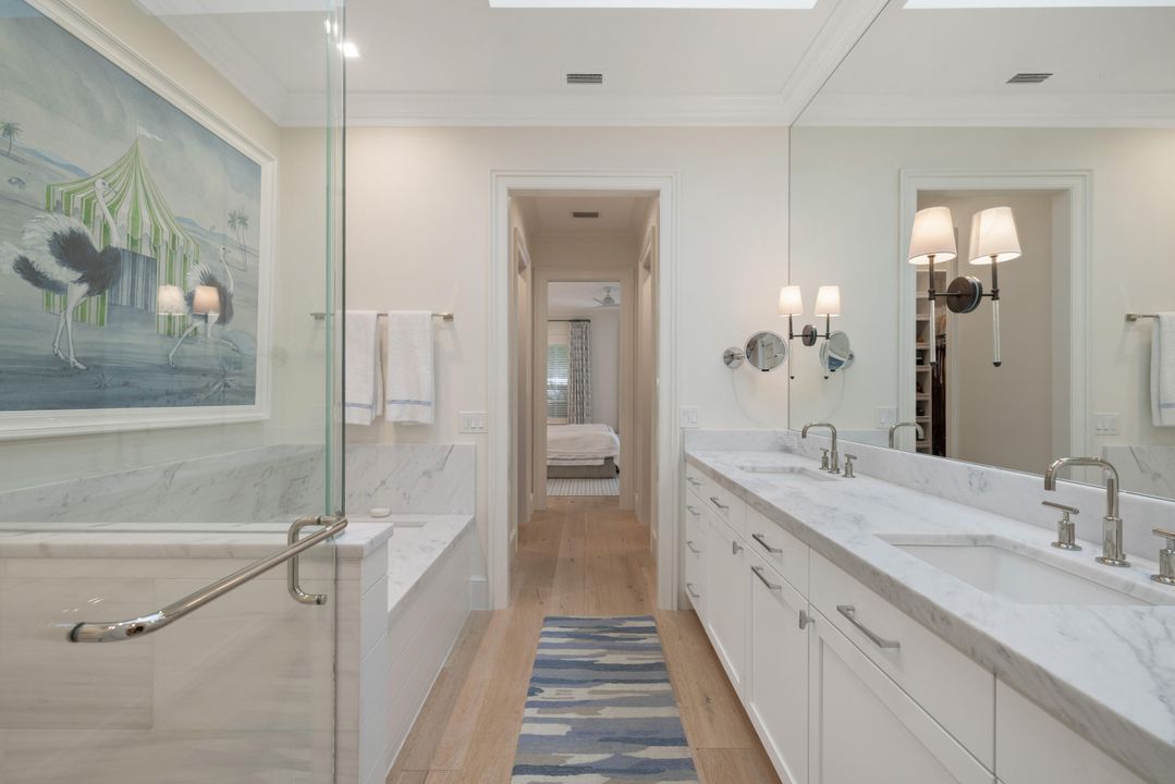 Active With Contract: $2,750,000 (3 beds, 4 baths, 2659 Square Feet)