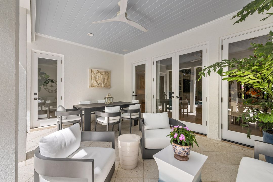 Active With Contract: $2,750,000 (3 beds, 4 baths, 2659 Square Feet)