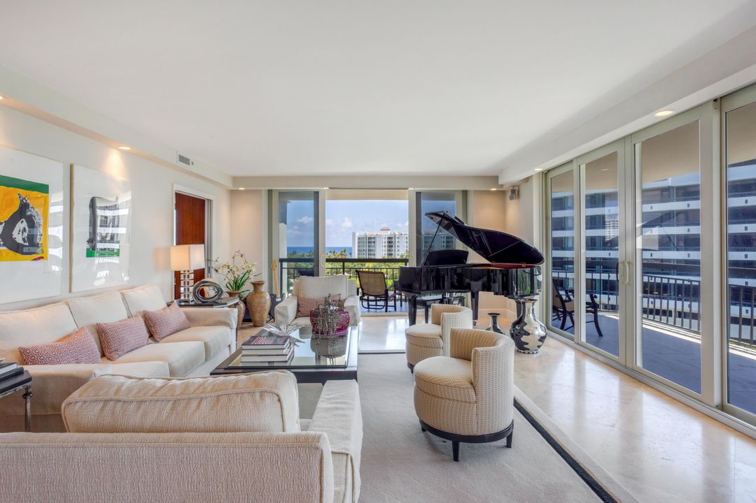 Active With Contract: $1,855,000 (3 beds, 2 baths, 2580 Square Feet)