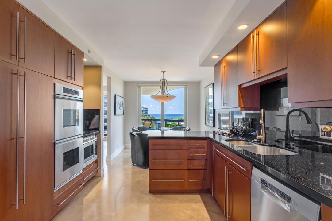 Active With Contract: $1,855,000 (3 beds, 2 baths, 2580 Square Feet)