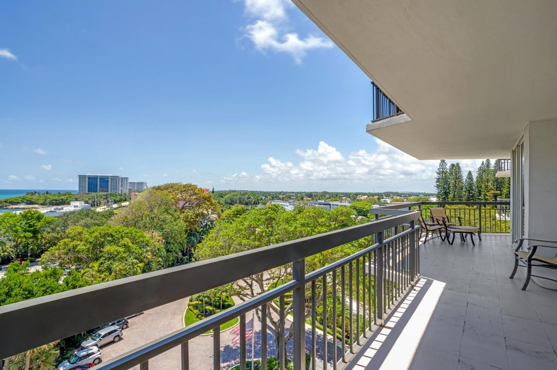 Active With Contract: $1,855,000 (3 beds, 2 baths, 2580 Square Feet)