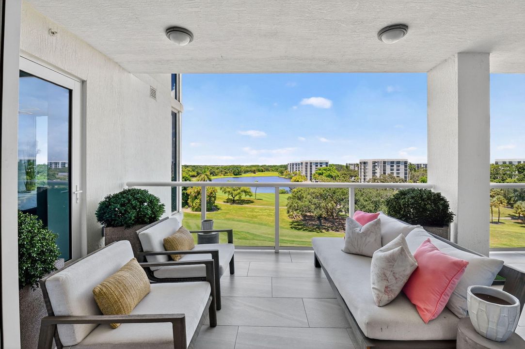 For Sale: $7,995,000 (4 beds, 6 baths, 4096 Square Feet)