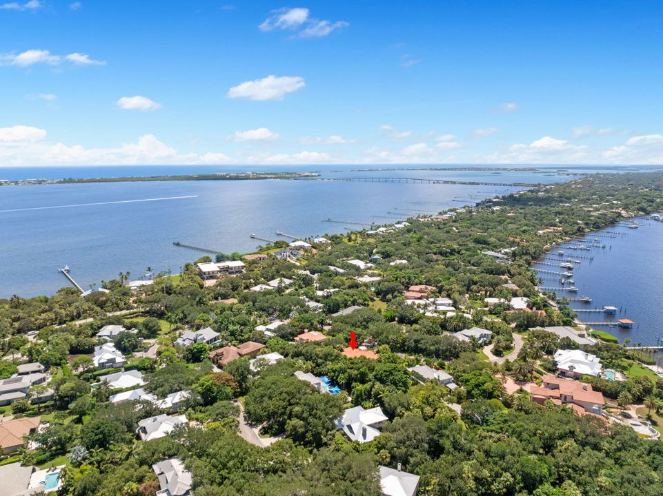 Active With Contract: $1,100,000 (4 beds, 4 baths, 3416 Square Feet)