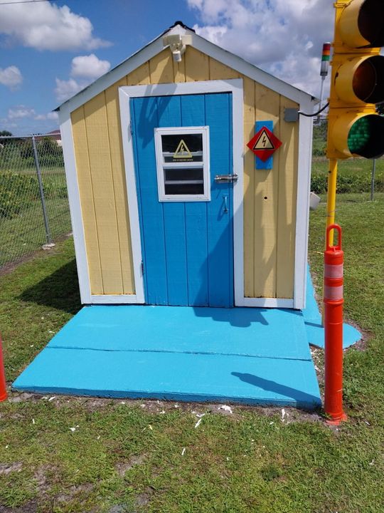 Activo con contrato: $298,000 (4 camas, 2 baños, 1152 Pies cuadrados)