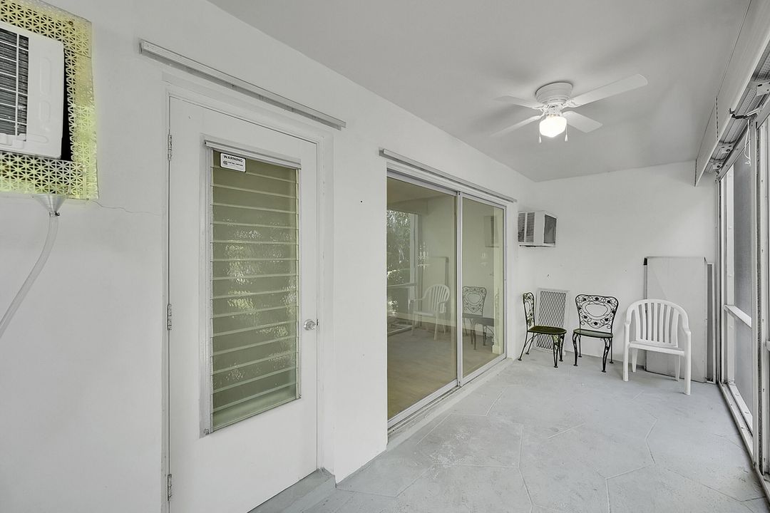 Active With Contract: $125,000 (2 beds, 1 baths, 890 Square Feet)