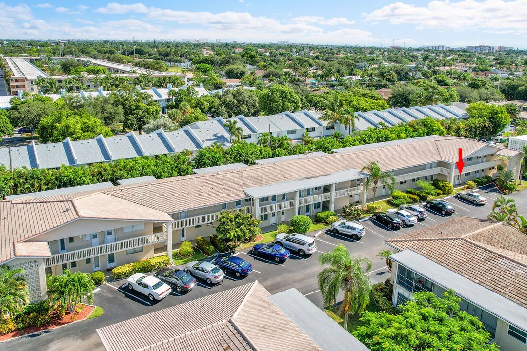 Active With Contract: $125,000 (2 beds, 1 baths, 890 Square Feet)