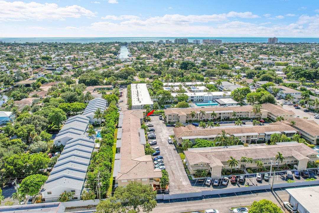 Active With Contract: $125,000 (2 beds, 1 baths, 890 Square Feet)