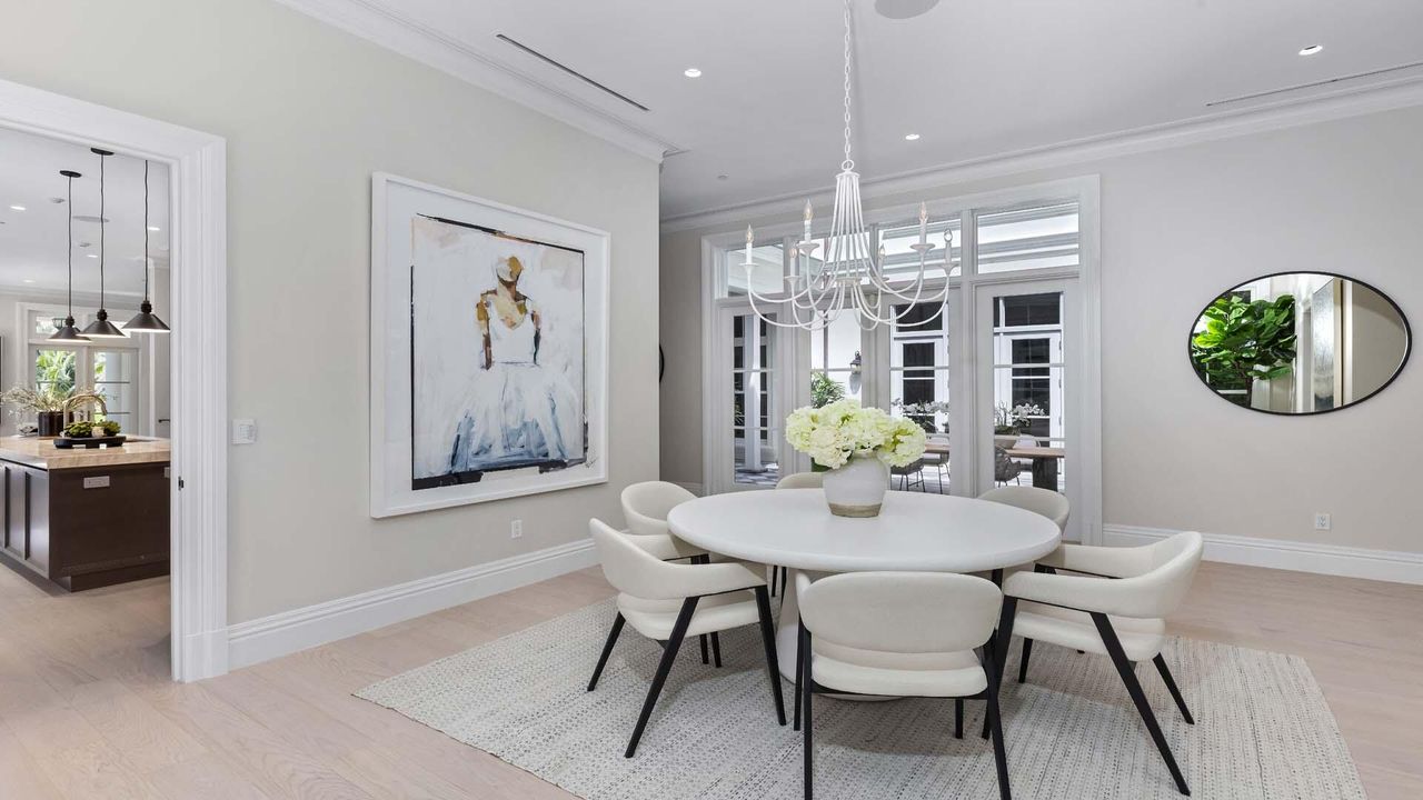 待售: $73,000,000 (7 贝兹, 11 浴室, 14321 平方英尺)