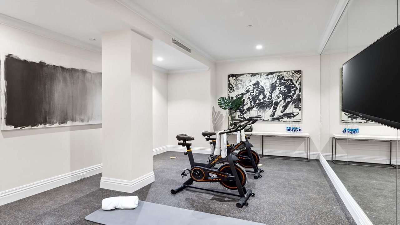 待售: $73,000,000 (7 贝兹, 11 浴室, 14321 平方英尺)