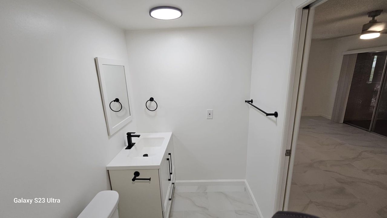 待售: $87,499 (1 贝兹, 1 浴室, 760 平方英尺)