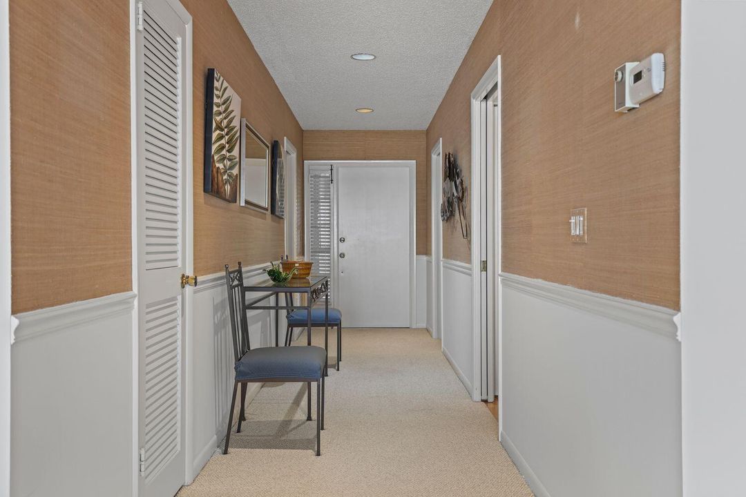 En Venta: $695,000 (2 camas, 2 baños, 1600 Pies cuadrados)