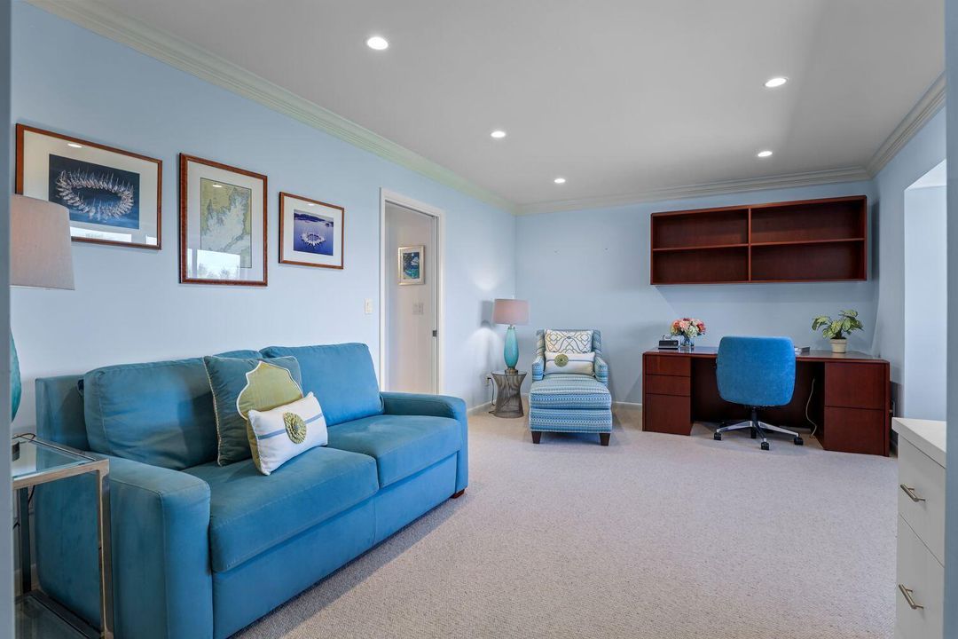 En Venta: $695,000 (2 camas, 2 baños, 1600 Pies cuadrados)