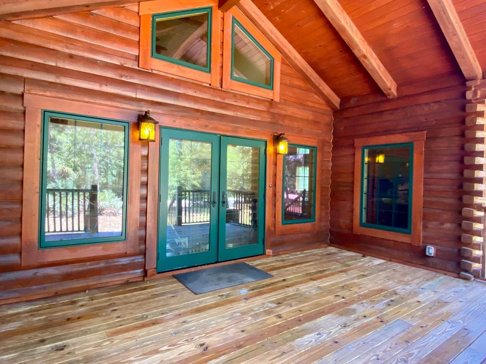 Недавно продано: $797,000 (4 спален, 3 ванн, 3010 Квадратных фут)