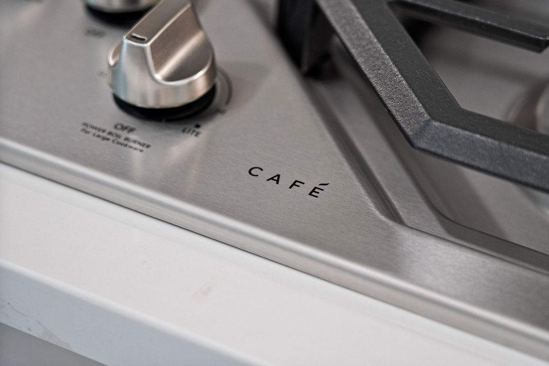 Под контрактом: $1,295,000 (3 спален, 3 ванн, 2480 Квадратных фут)