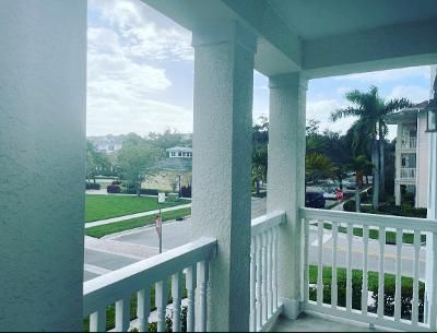 Active With Contract: $2,650 (2 beds, 2 baths, 1384 Square Feet)