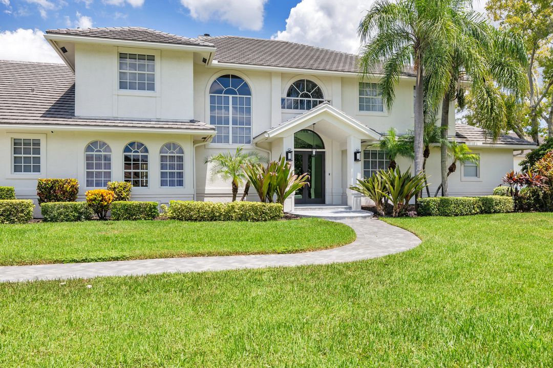 En Venta: $2,699,000 (4 camas, 3 baños, 3778 Pies cuadrados)