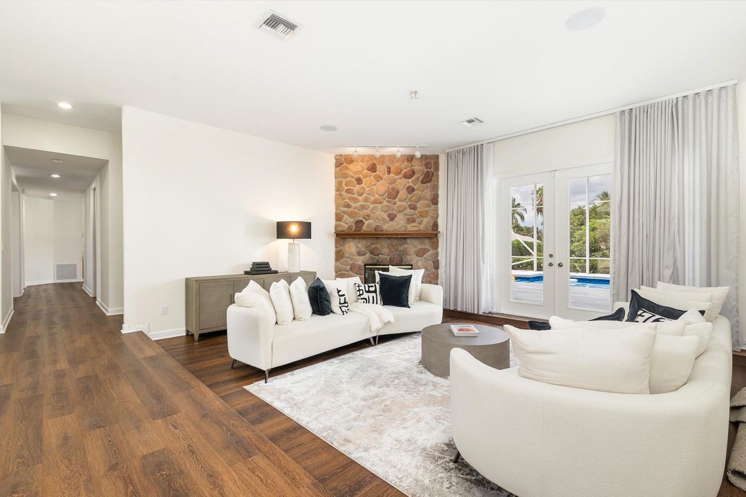 En Venta: $2,699,000 (4 camas, 3 baños, 3778 Pies cuadrados)