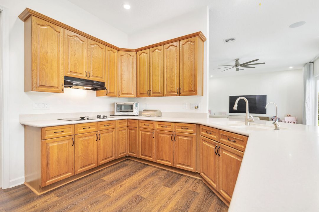 En Venta: $2,699,000 (4 camas, 3 baños, 3778 Pies cuadrados)