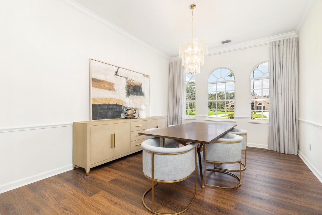 En Venta: $2,699,000 (4 camas, 3 baños, 3778 Pies cuadrados)