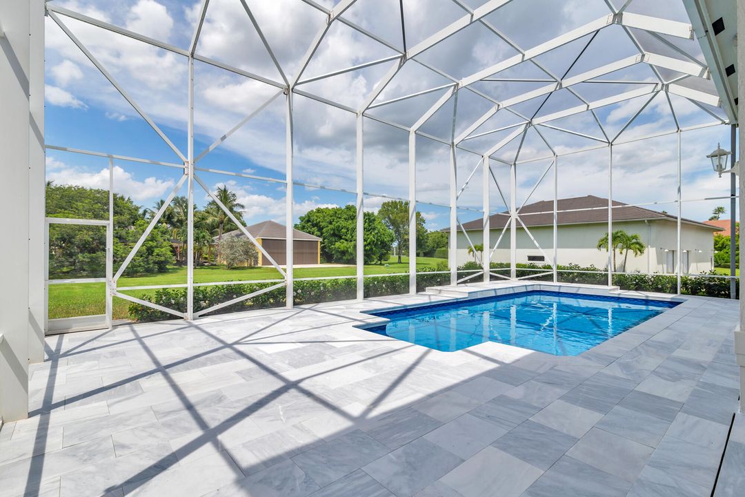 En Venta: $2,699,000 (4 camas, 3 baños, 3778 Pies cuadrados)