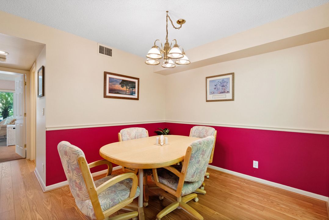 Active With Contract: $190,000 (2 beds, 2 baths, 1018 Square Feet)