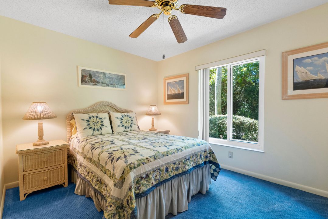 Active With Contract: $190,000 (2 beds, 2 baths, 1018 Square Feet)