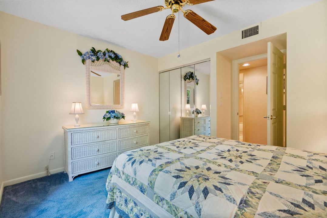 Active With Contract: $190,000 (2 beds, 2 baths, 1018 Square Feet)