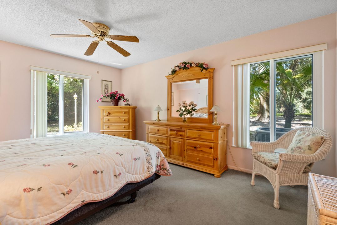 Active With Contract: $190,000 (2 beds, 2 baths, 1018 Square Feet)