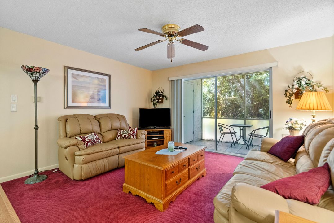 Active With Contract: $190,000 (2 beds, 2 baths, 1018 Square Feet)